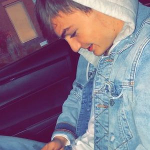 Meet your Posher, Bryson